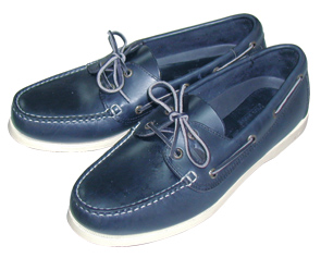 40596 Deck shoes ''Skipper'' navy leather/white sole No.38