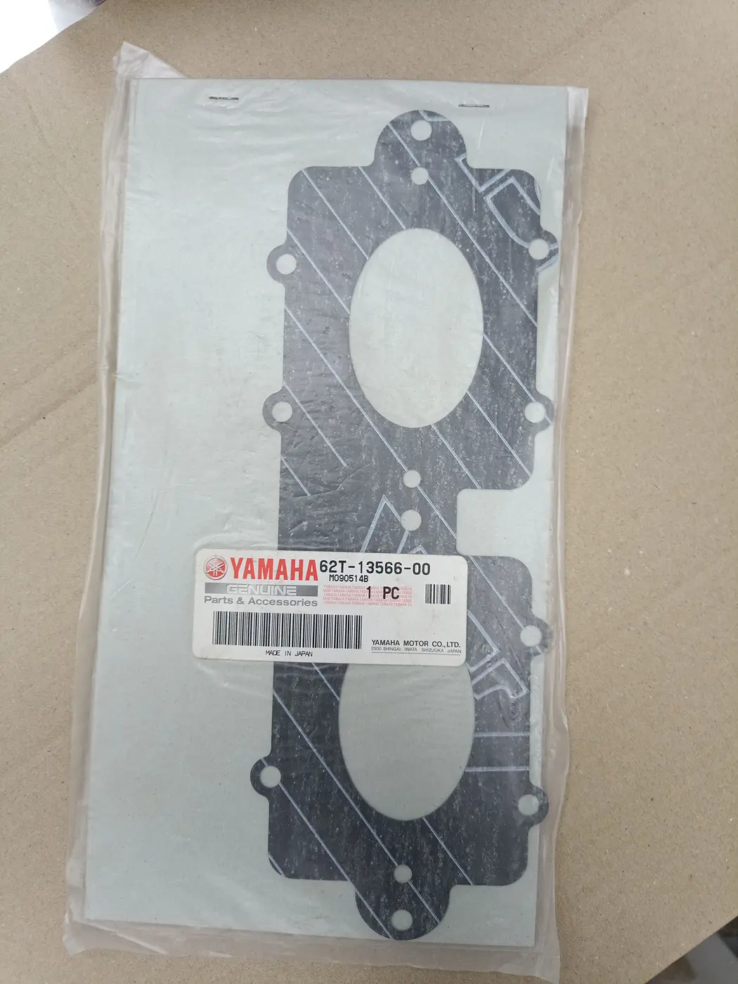62T-13566-00 GASKET